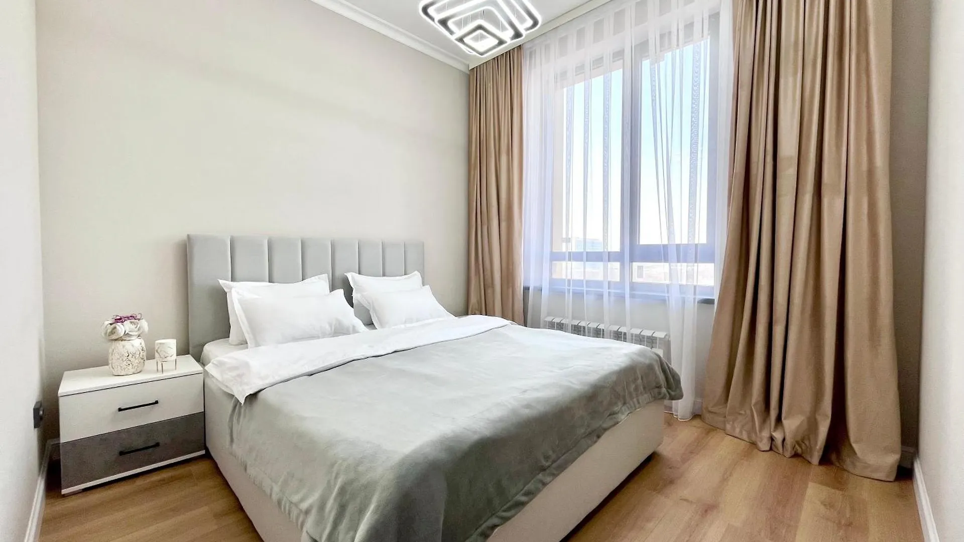 Delightful Dial Residence In The Center& Drinking Water As A Gift Almaty 0*,