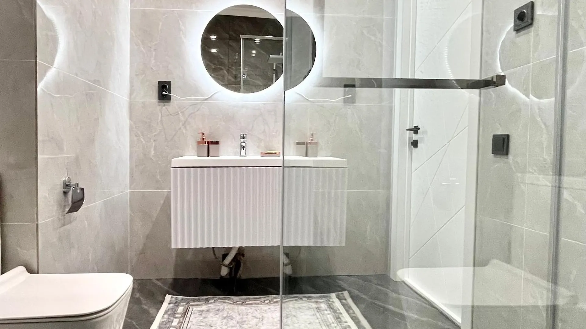 Delightful Dial Residence In The Center& Drinking Water As A Gift Almaty 0*,